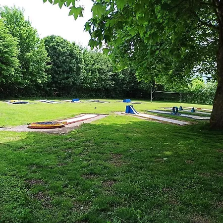 Komfortabler Bungalow, 15 , 2 Bis 4 Personen, Europa-feriendorf *