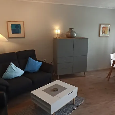 Komfortabler Bungalow, 15 , 2 Bis 4 Personen, Europa-feriendorf Feriehus