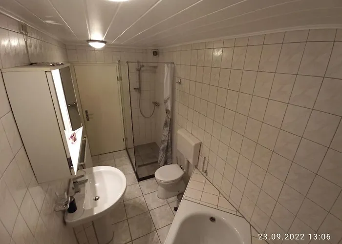 Komfortabler Bungalow, 15 , 2 Bis 4 Personen, Europa-feriendorf